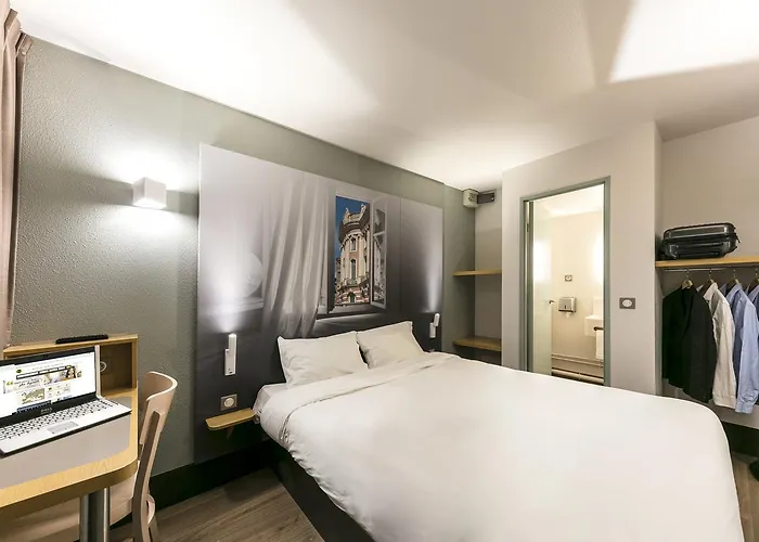 B&B Hotel Toulouse Cite De L\'Espace Mouchotte