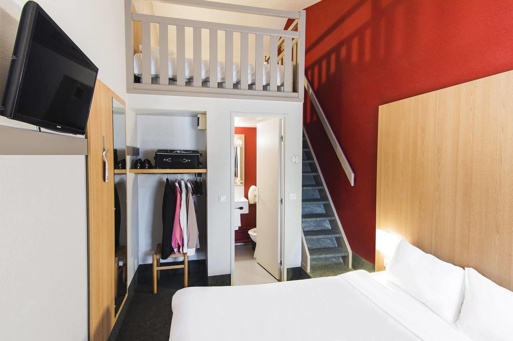 Hotel Cite De L'espace 2*